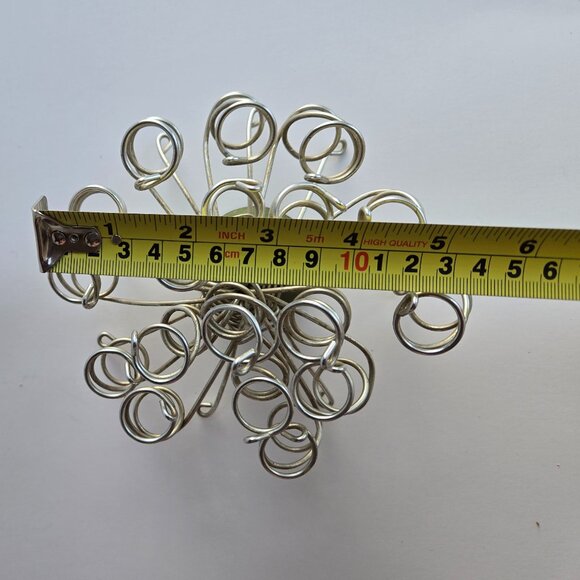 Vintage Wire Flower Frog Industrial Flower Arranger Garden Metal - Picture 5 of 5